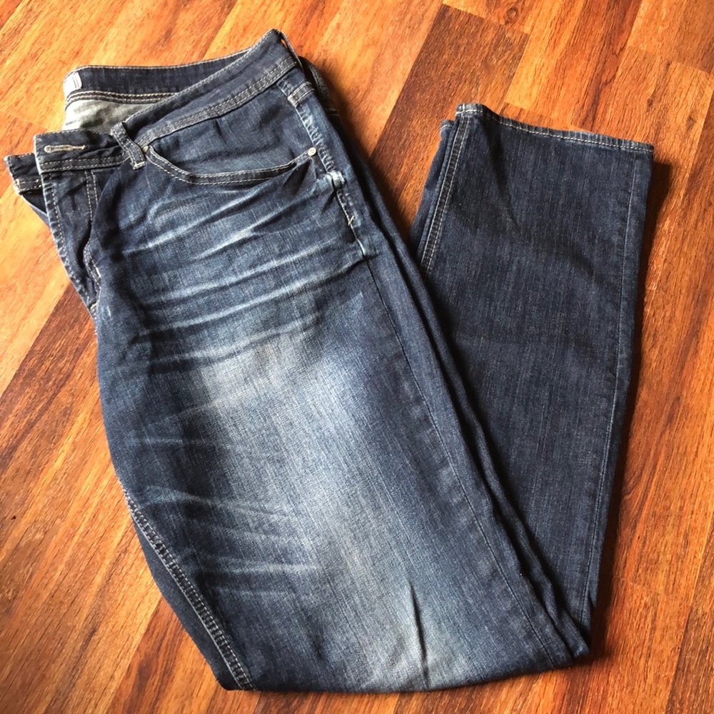 LAST WEEK AVAILABLE!!ALL OFFERS ACCEPTED!!